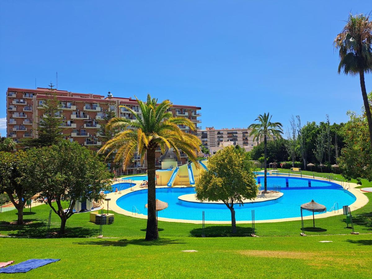 Minerva Red Sun Studio Apartment Benalmadena Luaran gambar